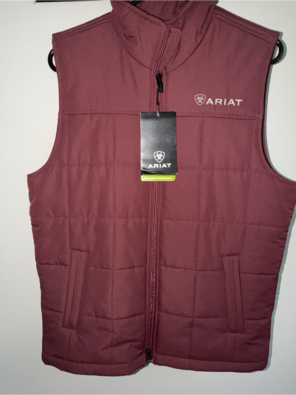 Ariat Quilted Vest in Burgundy Red
